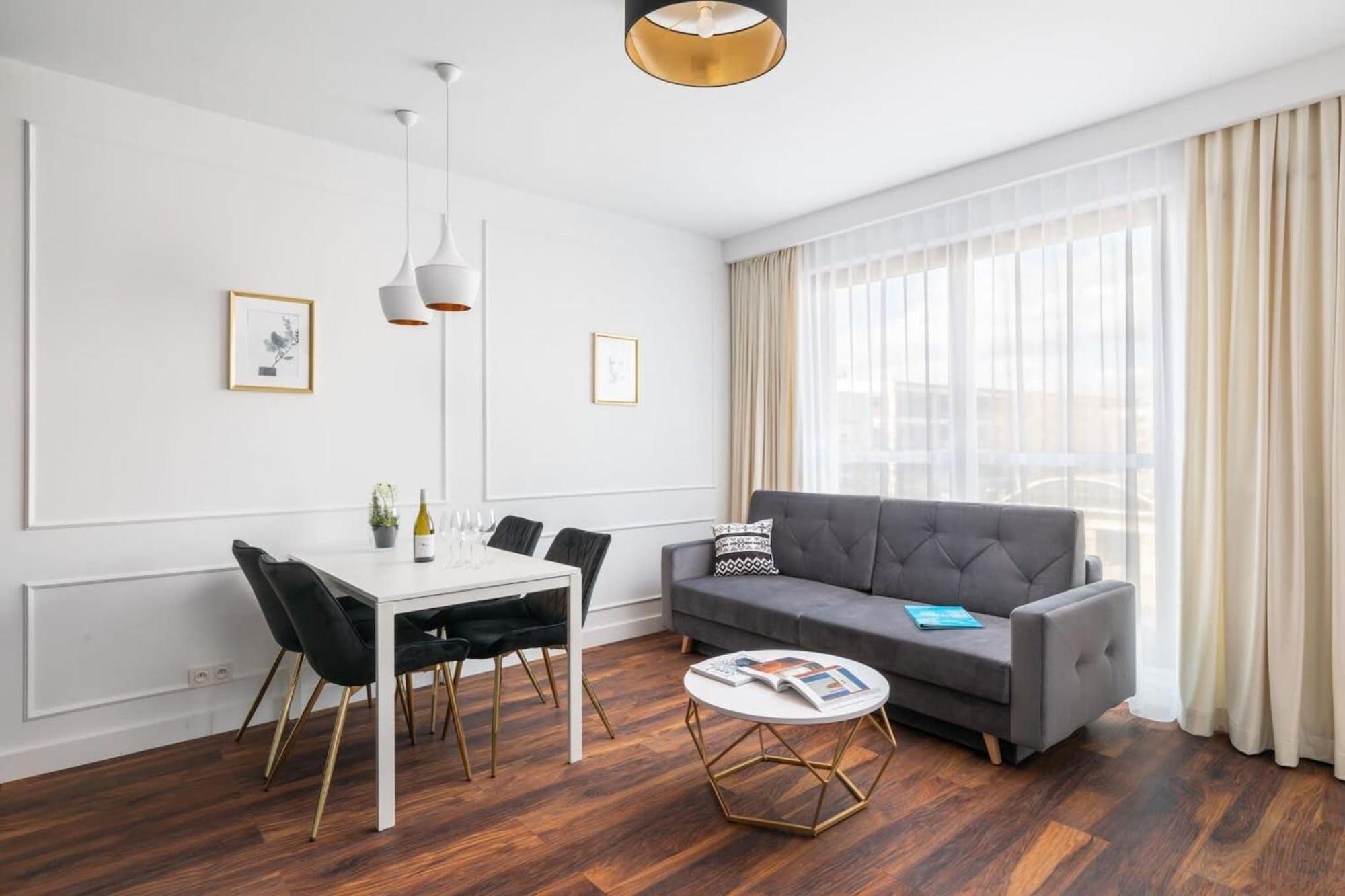 Rent Like Home - Grzybowska 85 Варшава Экстерьер фото